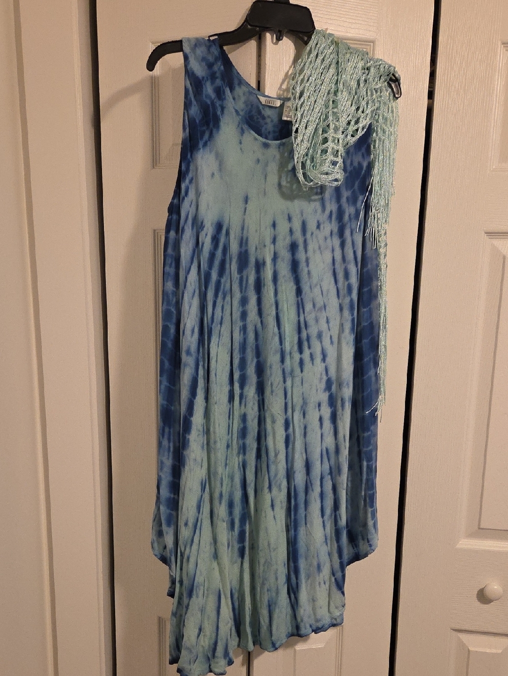 Kaktus Blue and Mint Tie-Dye Midi Dress